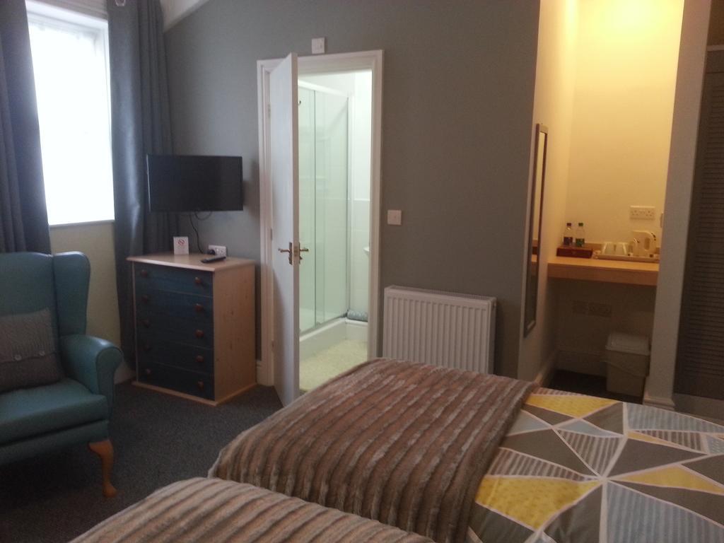 Melbourne Guest House Rhyl Buitenkant foto